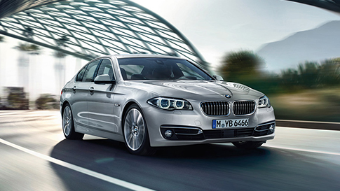 BMW 5 Series Saloon motorway driving conditions